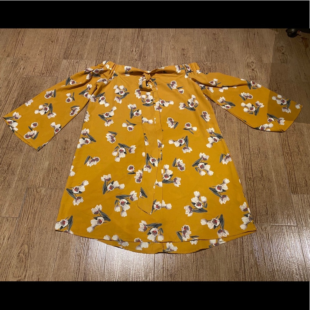 Small Flowery Off-Shoulder Dress